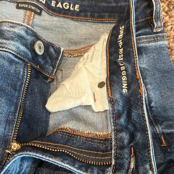 American Eagle Outfitters super hi-rise jegging 14 regular ripped jeans - Picture 6 of 11